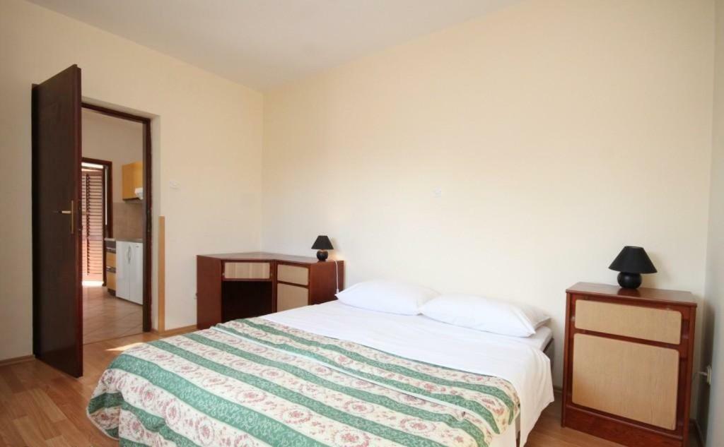 Apartment Radovan Пореч Экстерьер фото